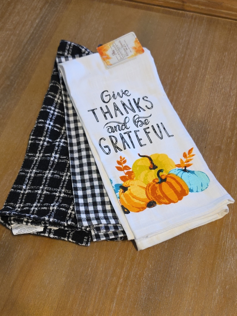 Give Thanks Fall Kitchen Towel Set - White & Black Plaid